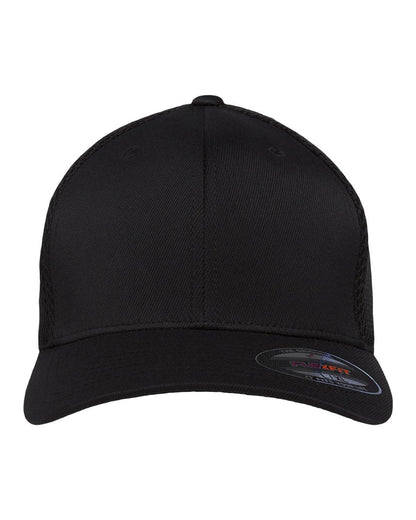 Black fitted mesh cap with print design from Print-View, showcasing a customizable and stylish fitted hat.