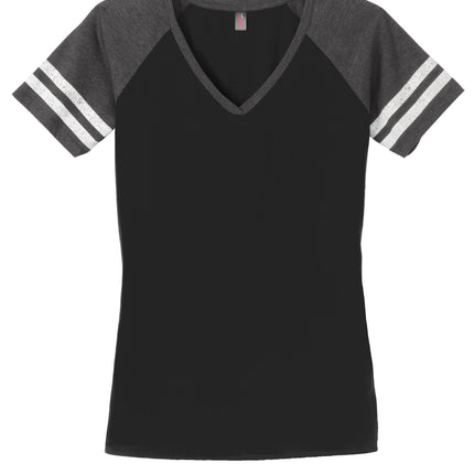 District ® Women’s Game V-Neck Tee