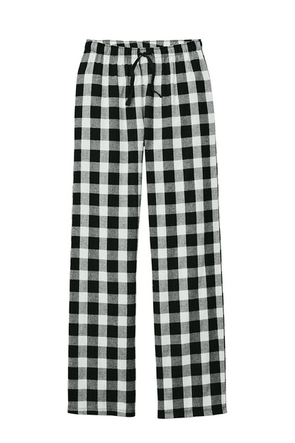 Print-View District women’s flannel plaid pajama pants in black and white buffalo check, featuring a flat front design.